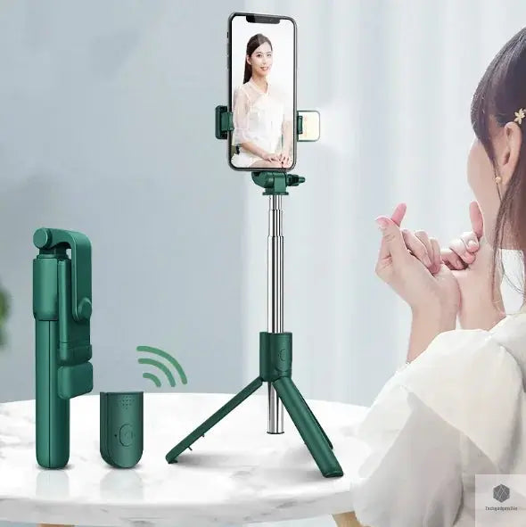 Bluetooth Selfie Stick Tripod - Techgadgets24x 